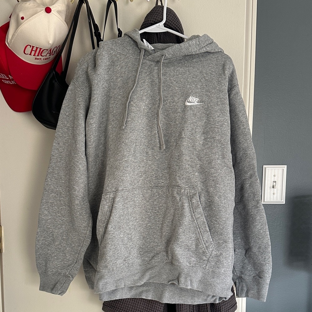 Nike Heather Gray Pullover Hoodie